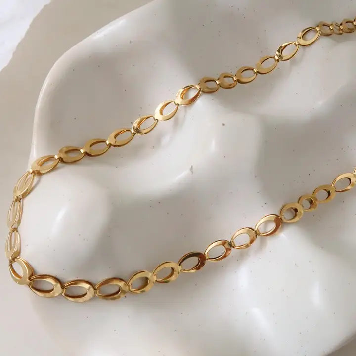 THESSALY NECKLACE