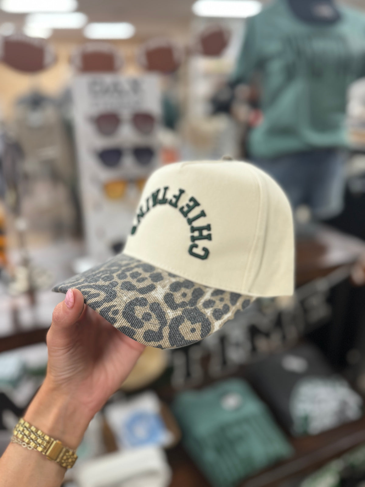 CHIEFTAINS LEOPARD TRUCKER