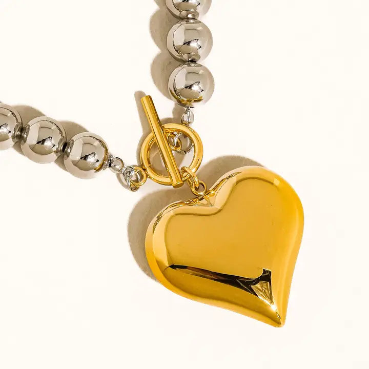 RAISSA HEART NECKLACE