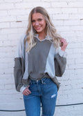 NOTCHED CONTRAST TOP