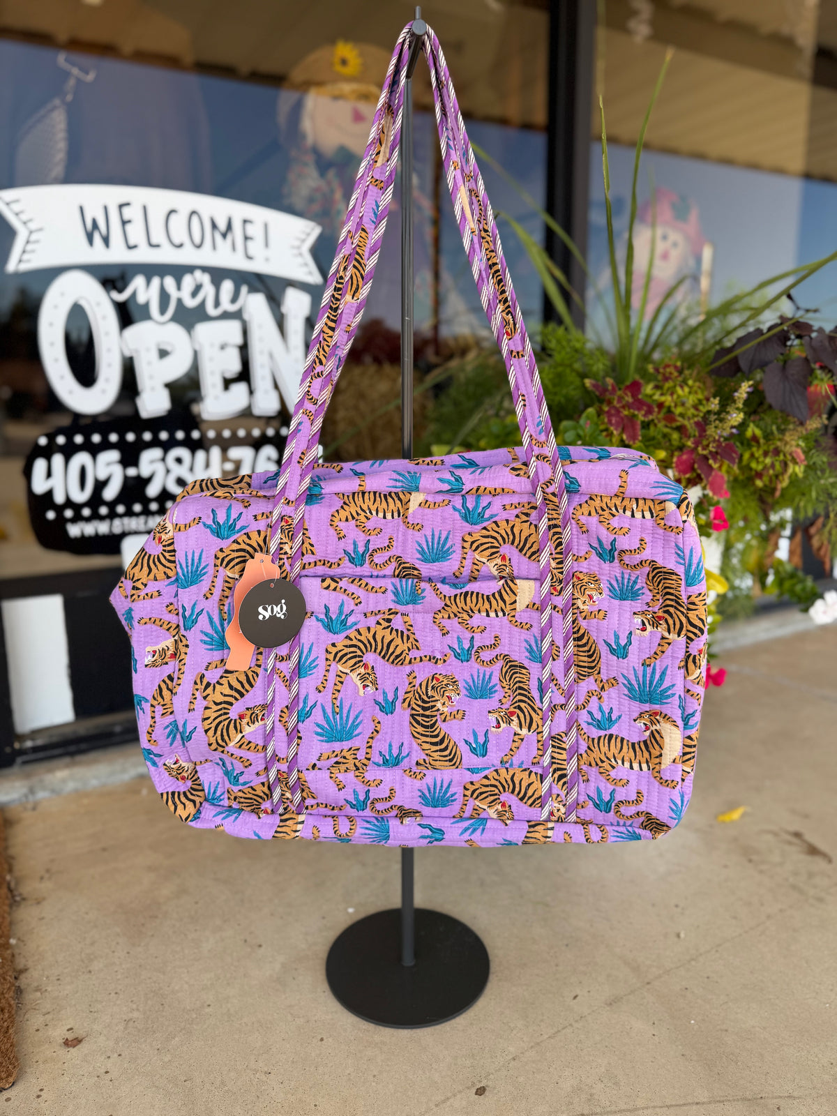 QUILTED WEEKENDER BAG