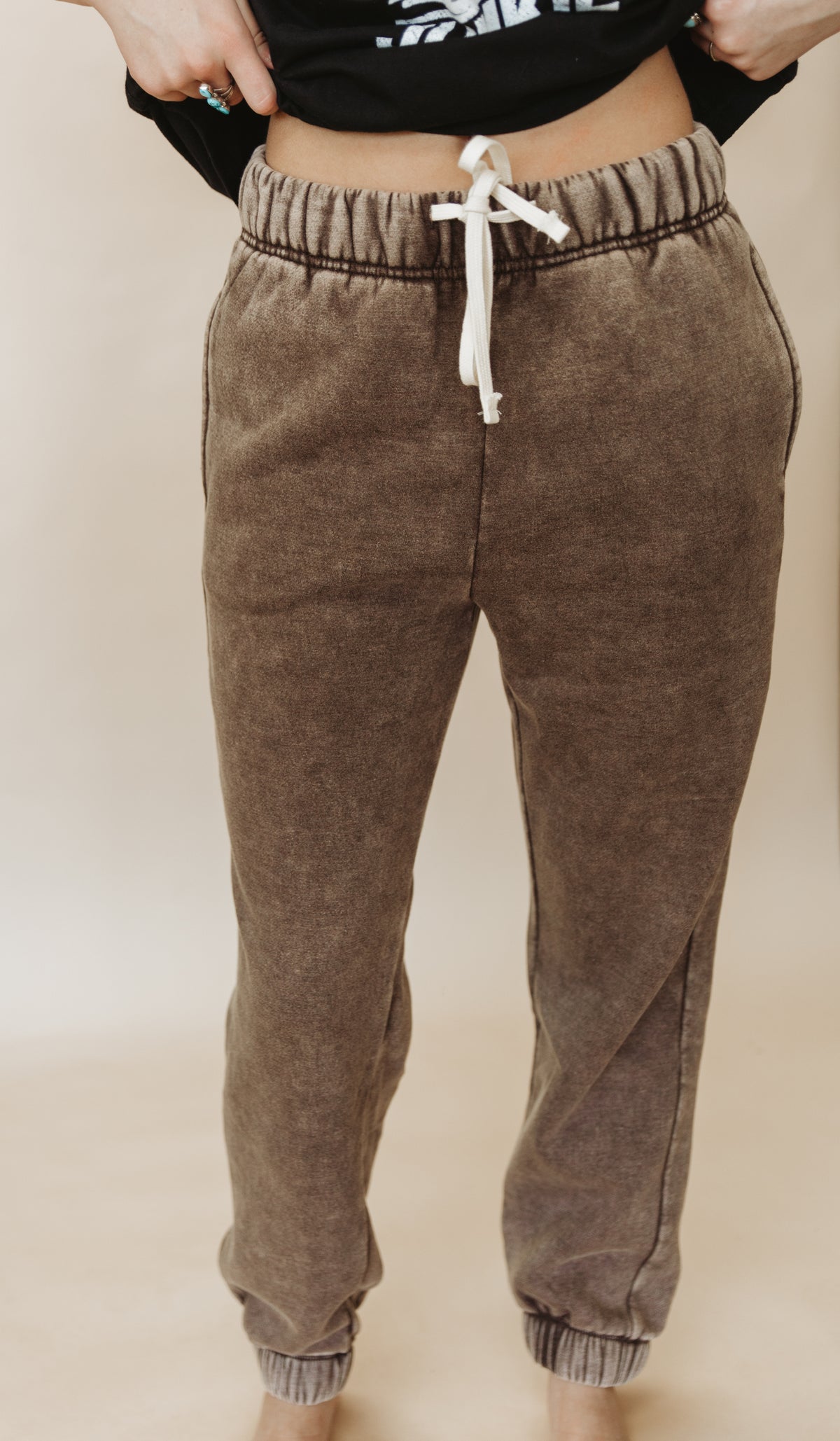 QUIN ACID WASH SWEATPANTS