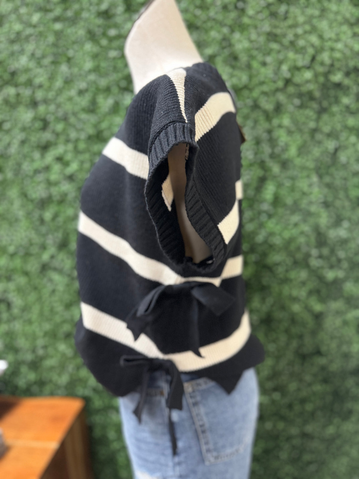 KIKER TIE TOP