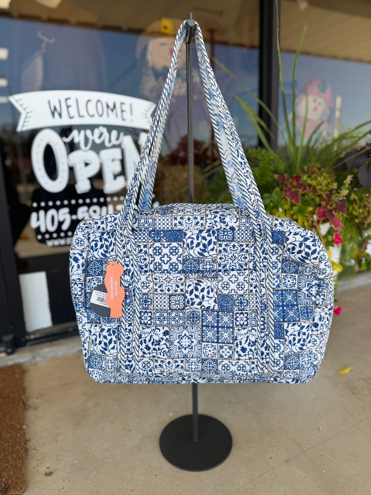 QUILTED WEEKENDER BAG