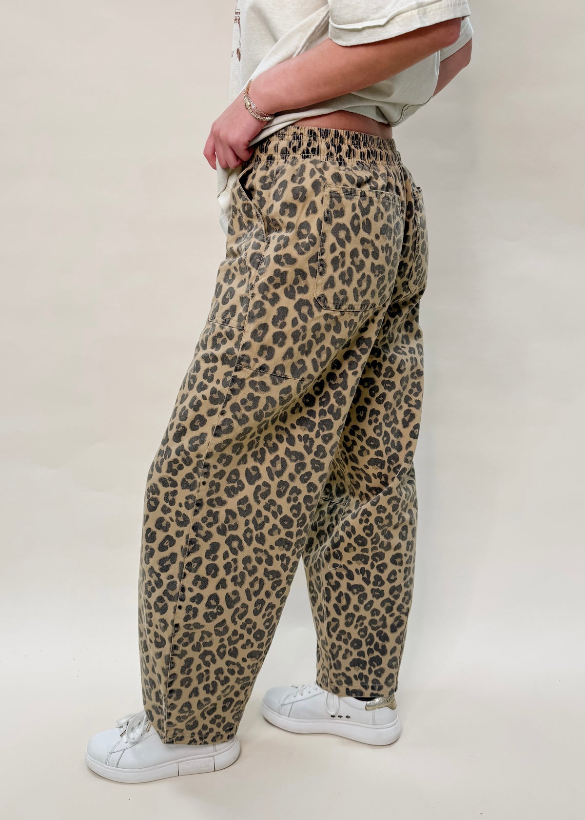 LEOPARD PARACHUTE PANTS