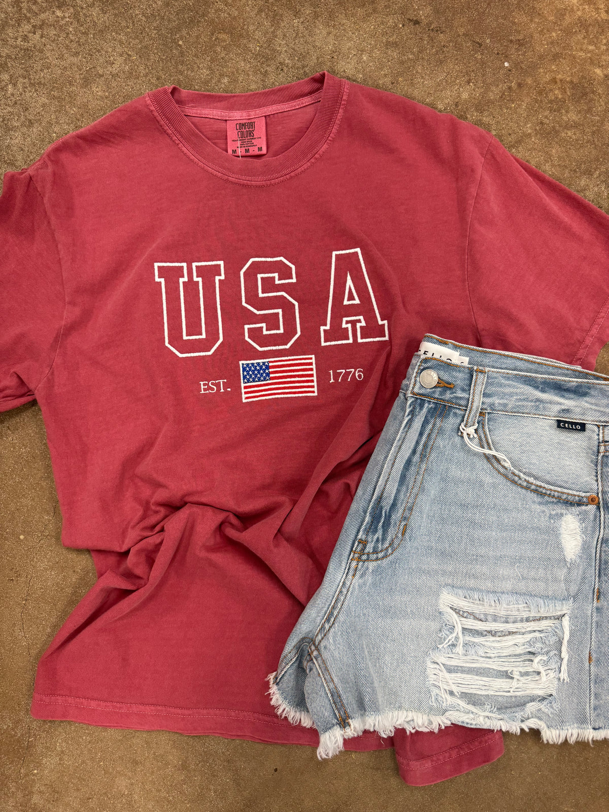 USA EMBROIDERED TEE