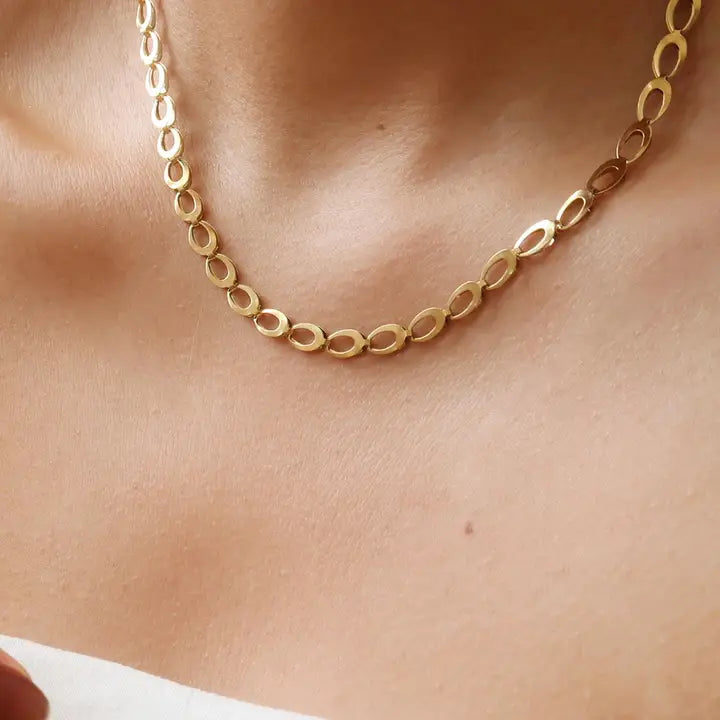 THESSALY NECKLACE